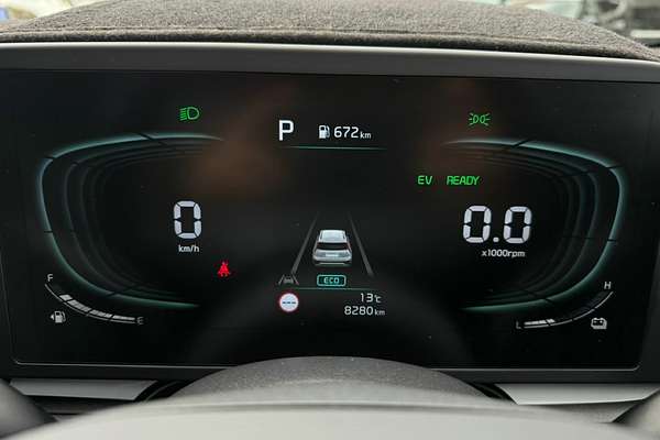 2023 Kia Niro HEV S SG2