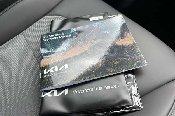 2023 Kia Niro HEV S SG2