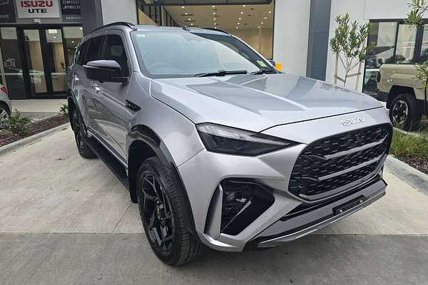2025 Isuzu MU-X X-TERRAIN