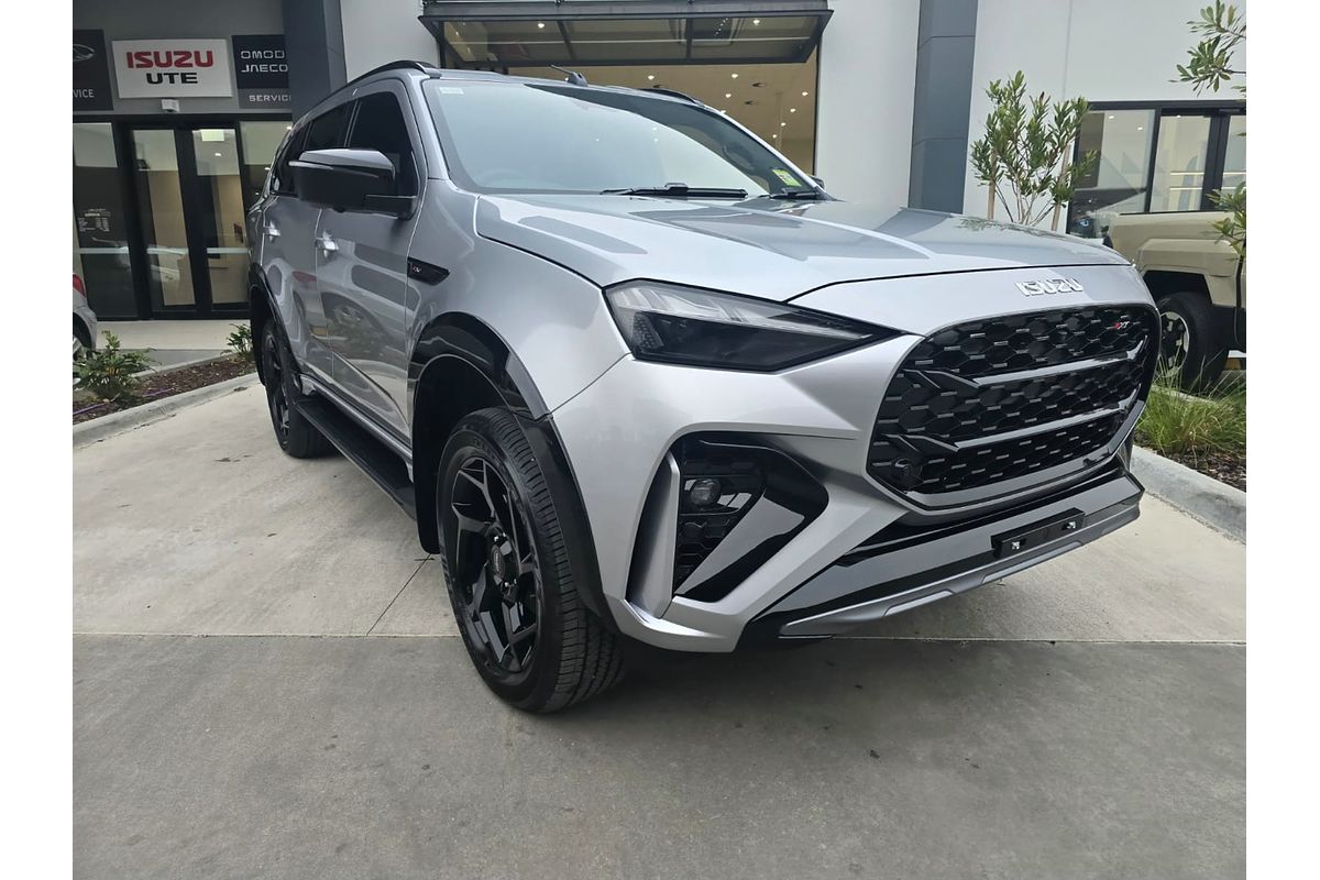 2025 Isuzu MU-X X-TERRAIN