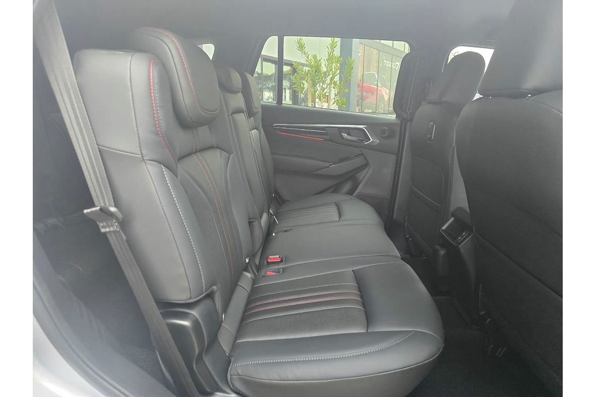 2025 Isuzu MU-X X-TERRAIN