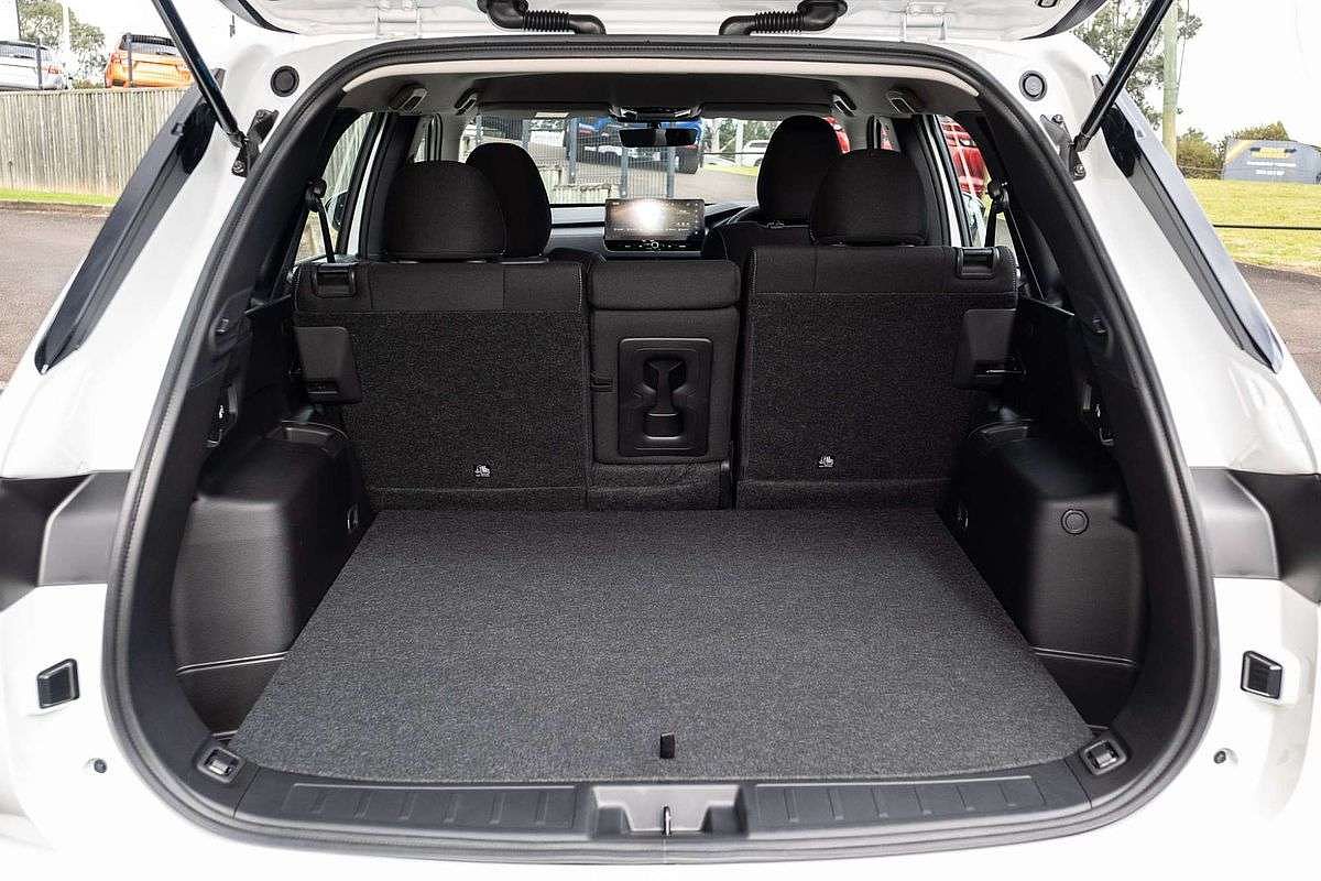 2025 Mitsubishi Outlander ES ZM