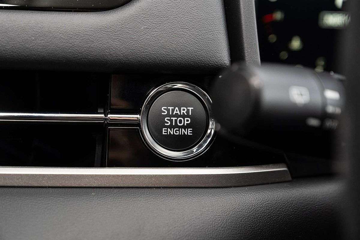 2025 Mitsubishi Outlander ES ZM