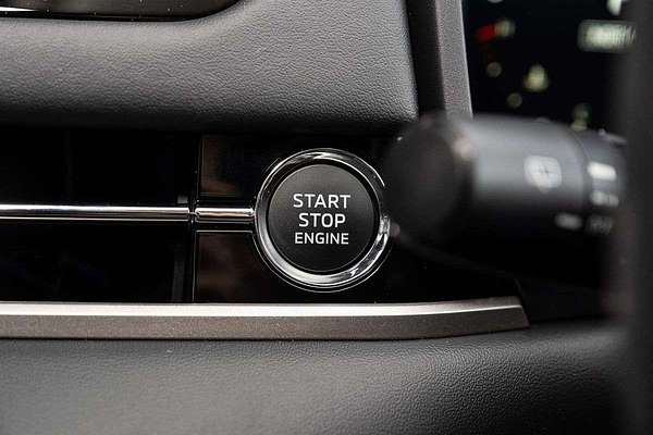 2025 Mitsubishi Outlander ES ZM