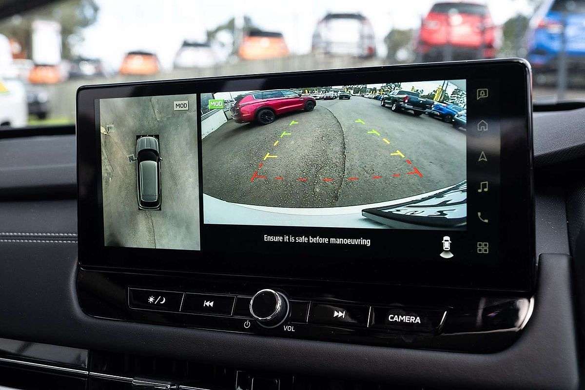 2025 Mitsubishi Outlander ES ZM