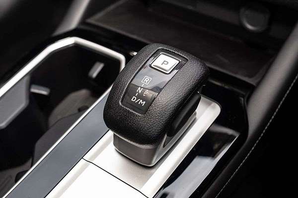 2025 Mitsubishi Outlander ES ZM