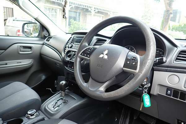 2016 Mitsubishi Triton GLX MQ 4X4