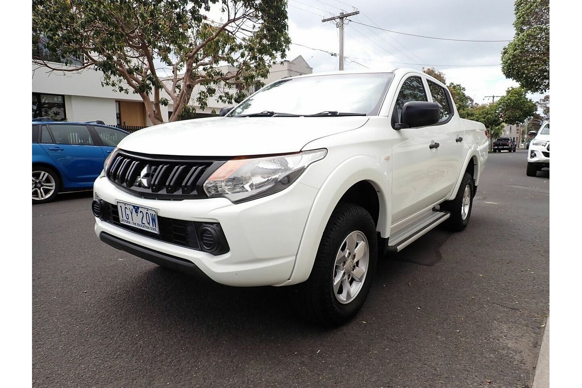 2016 Mitsubishi Triton GLX MQ 4X4