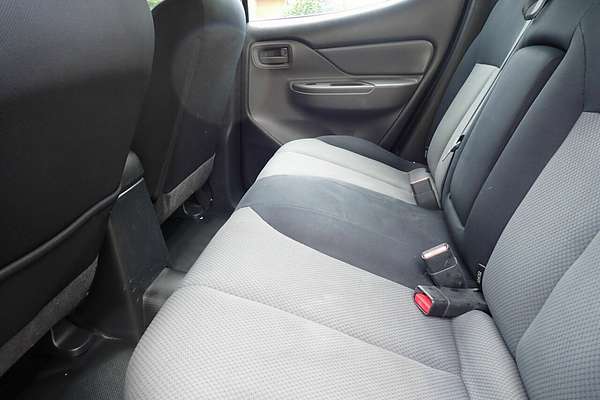 2016 Mitsubishi Triton GLX MQ 4X4