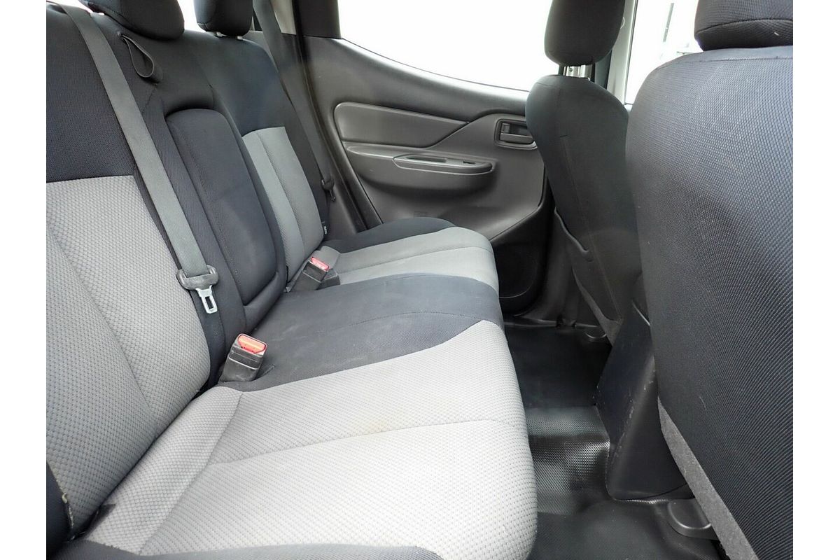 2016 Mitsubishi Triton GLX MQ 4X4