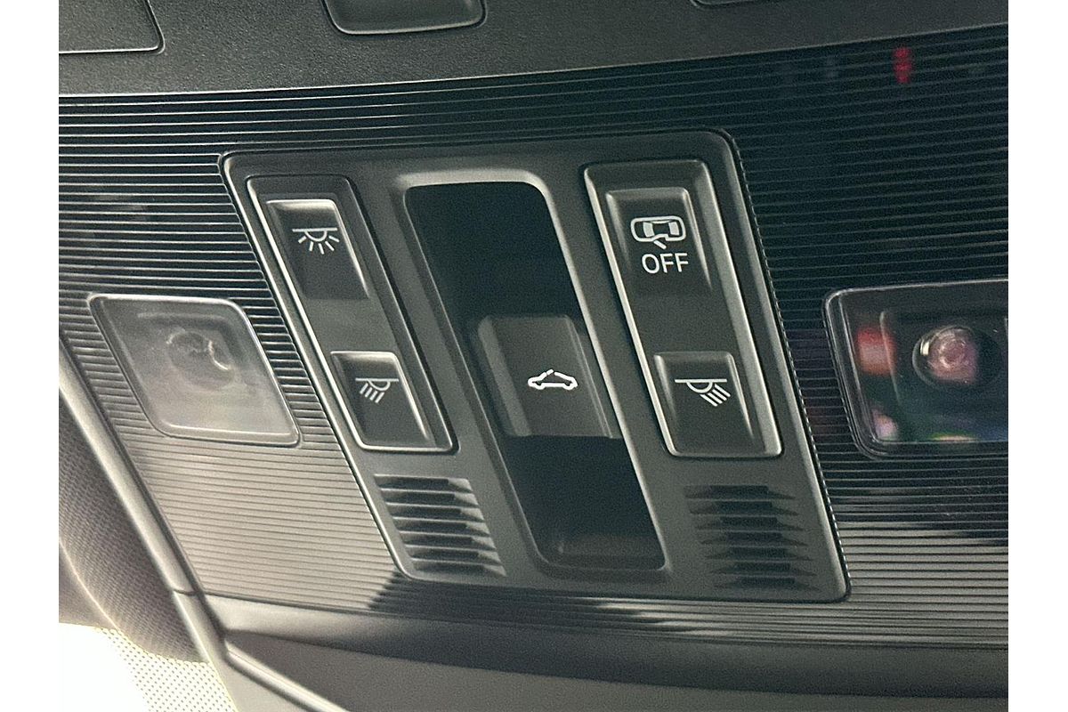 2023 Volkswagen T-Roc R D11