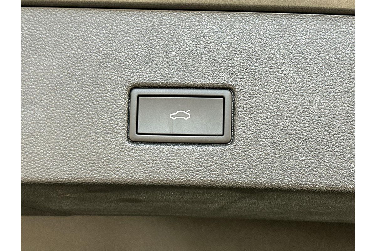 2023 Volkswagen T-Roc R D11