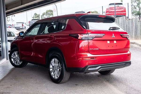 2025 Mitsubishi Outlander ES ZM