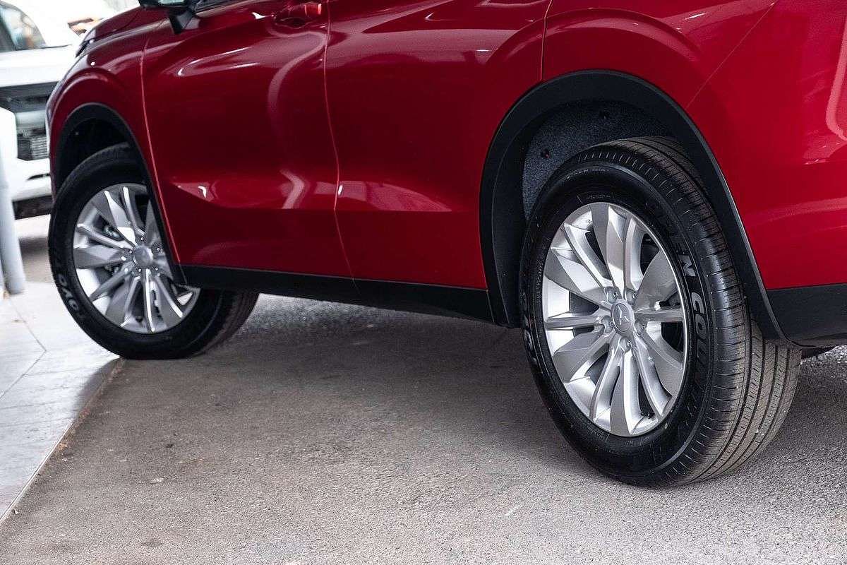 2025 Mitsubishi Outlander ES ZM