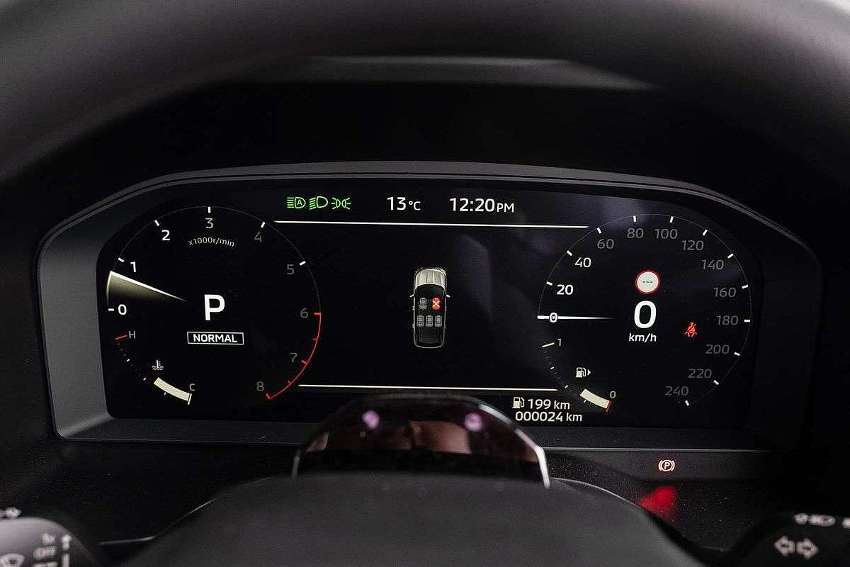 2025 Mitsubishi Outlander ES ZM