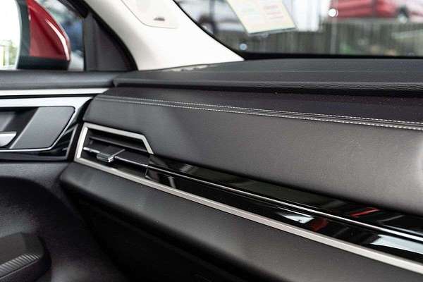 2025 Mitsubishi Outlander ES ZM