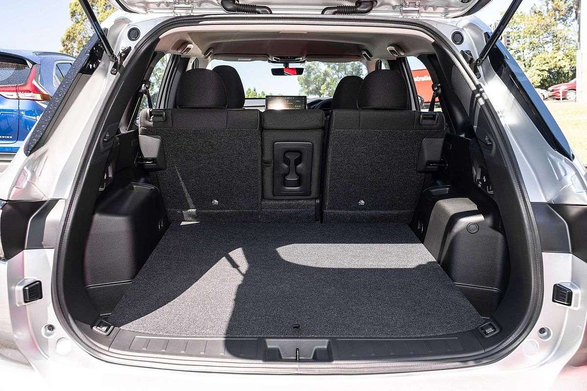 2025 Mitsubishi Outlander ES ZM