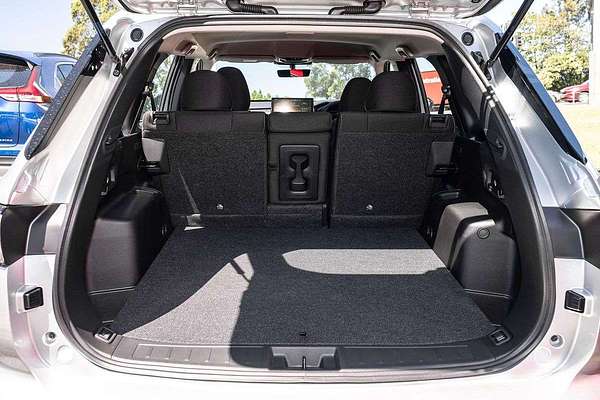 2025 Mitsubishi Outlander ES ZM