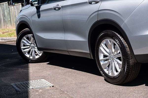 2025 Mitsubishi Outlander ES ZM