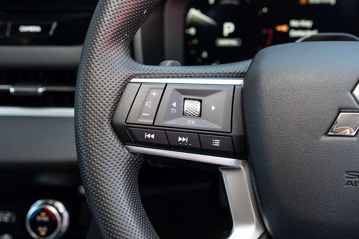 2025 Mitsubishi Outlander ES ZM