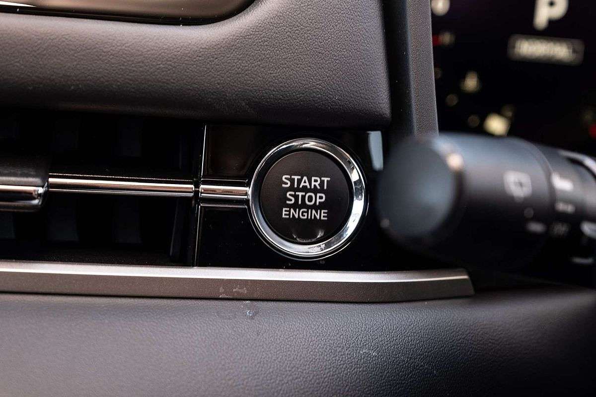 2025 Mitsubishi Outlander ES ZM