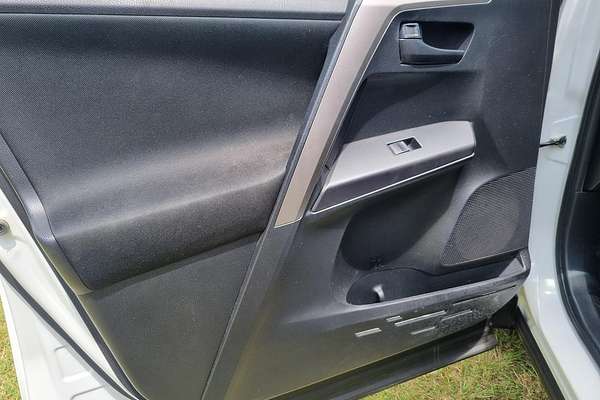 2018 Toyota RAV4 GX ASA44R