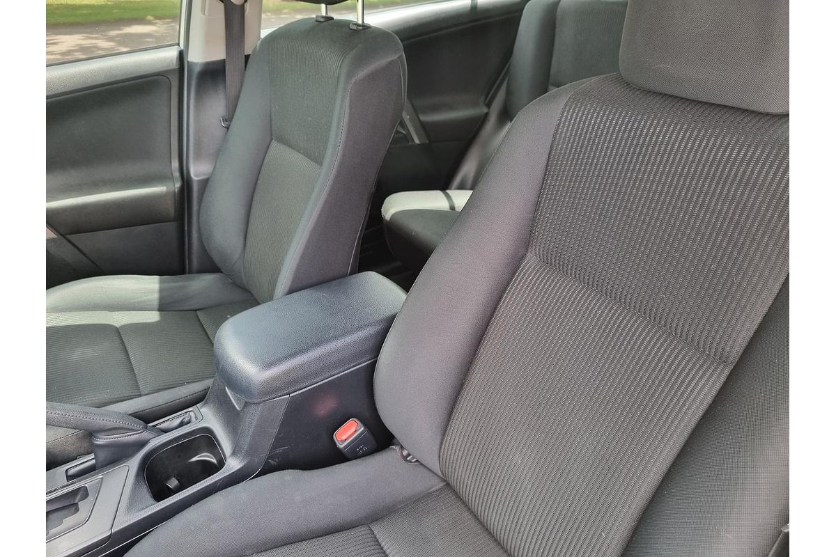 2018 Toyota RAV4 GX ASA44R