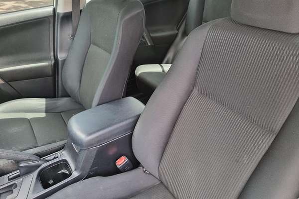 2018 Toyota RAV4 GX ASA44R