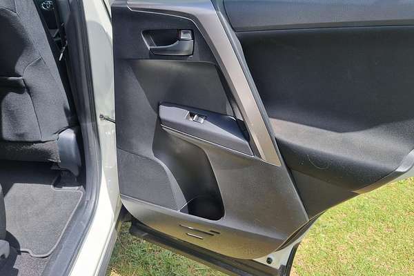 2018 Toyota RAV4 GX ASA44R