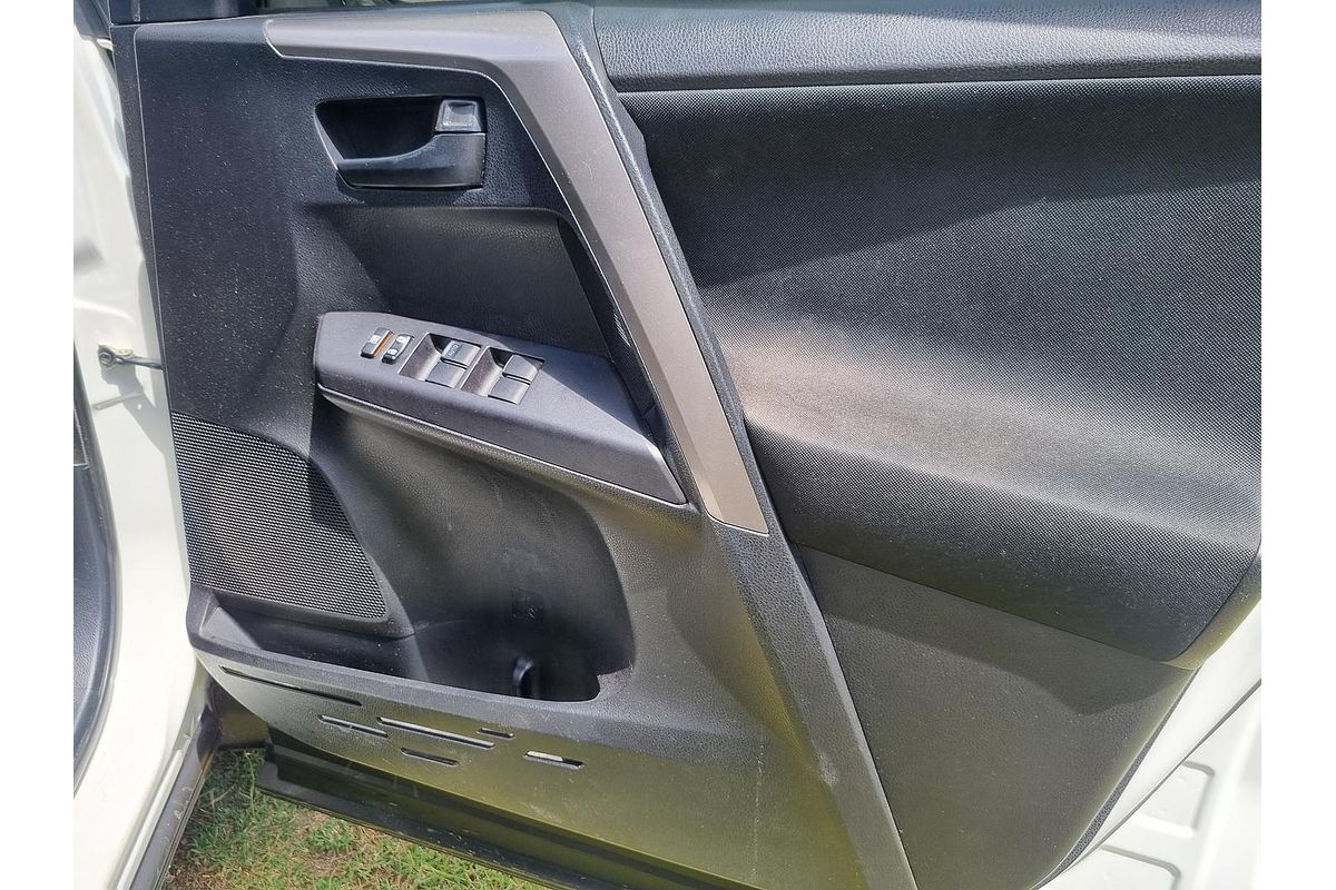 2018 Toyota RAV4 GX ASA44R