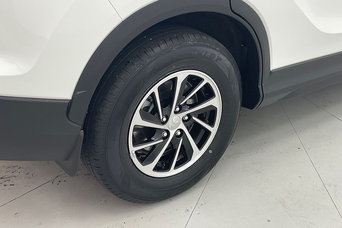 2024 Mitsubishi Eclipse Cross ES YB