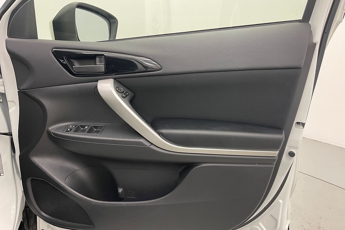 2024 Mitsubishi Eclipse Cross ES YB