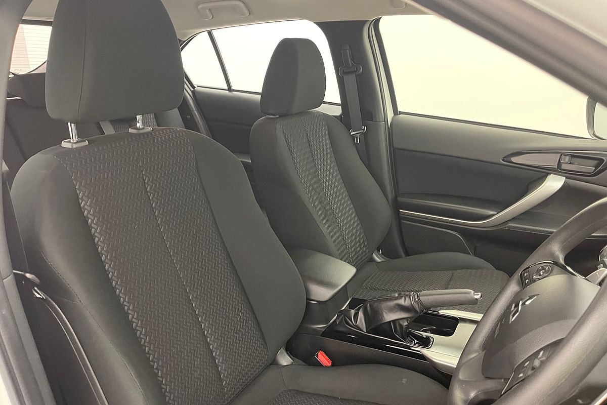 2024 Mitsubishi Eclipse Cross ES YB