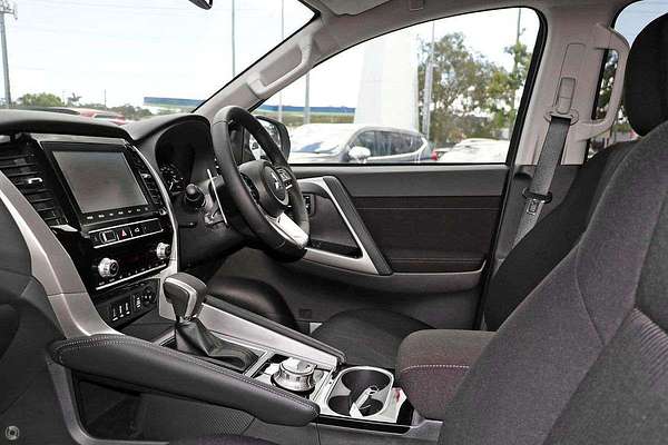 2024 Mitsubishi Pajero Sport GLS QG