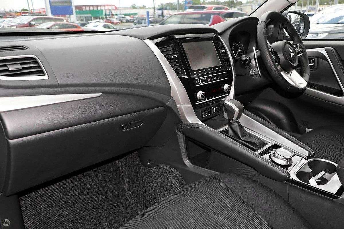 2024 Mitsubishi Pajero Sport GLS QG