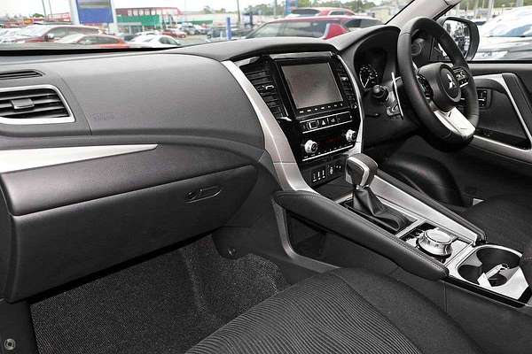 2024 Mitsubishi Pajero Sport GLS QG