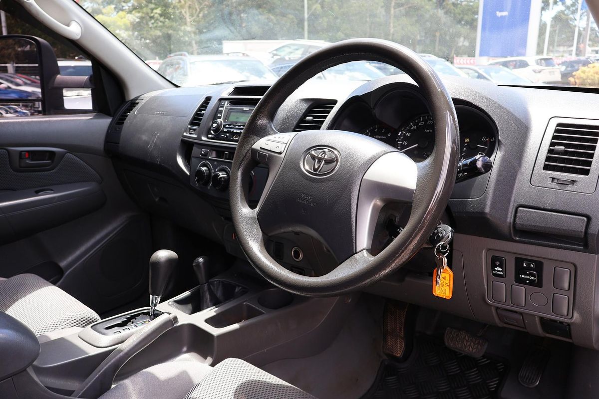 2013 Toyota Hilux SR KUN26R 4X4