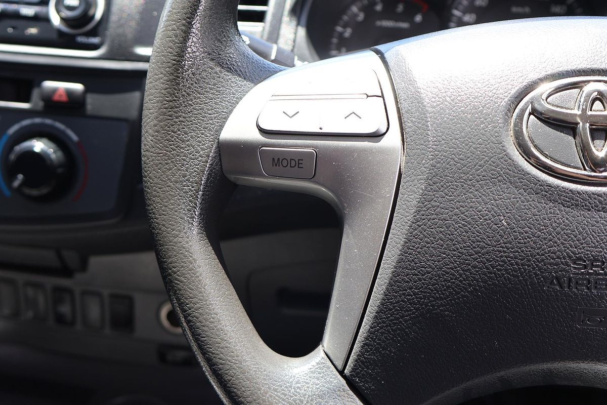 2013 Toyota Hilux SR KUN26R 4X4