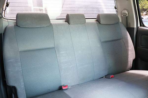 2013 Toyota Hilux SR KUN26R 4X4