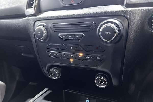 2021 Ford Everest Ambiente UA II 3.2L