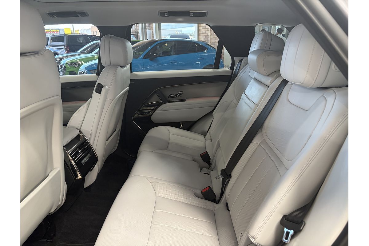 2023 Land Rover Range Rover Sport D250 SE L461