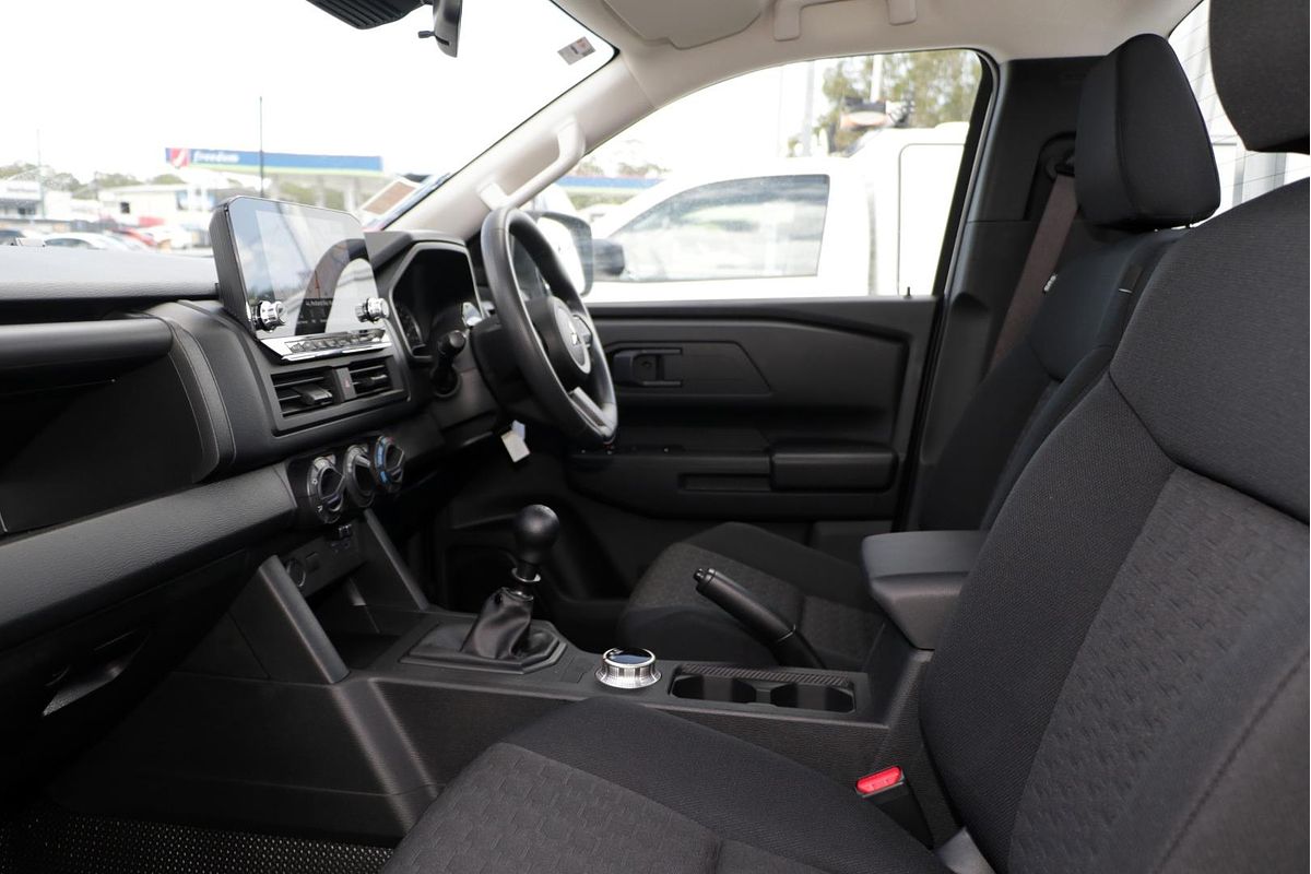 2025 Mitsubishi Triton GLX MV 4X4