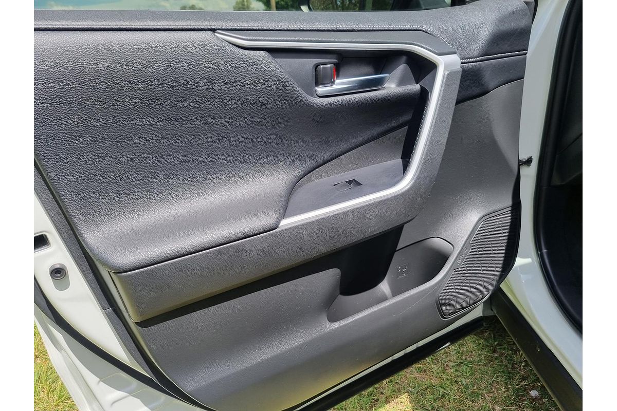 2020 Toyota RAV4 Cruiser AXAH54R