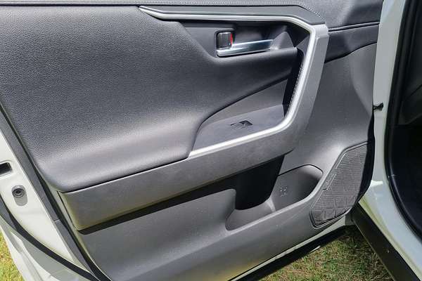 2020 Toyota RAV4 Cruiser AXAH54R