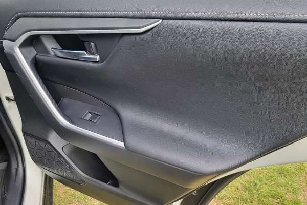 2020 Toyota RAV4 Cruiser AXAH54R