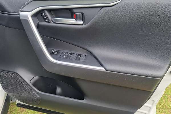 2020 Toyota RAV4 Cruiser AXAH54R