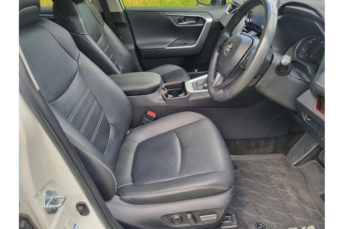 2020 Toyota RAV4 Cruiser AXAH54R