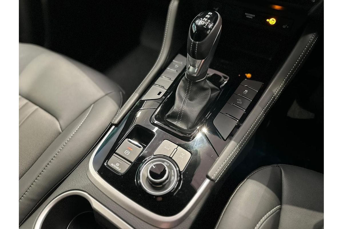 2025 Isuzu MU-X LS-T