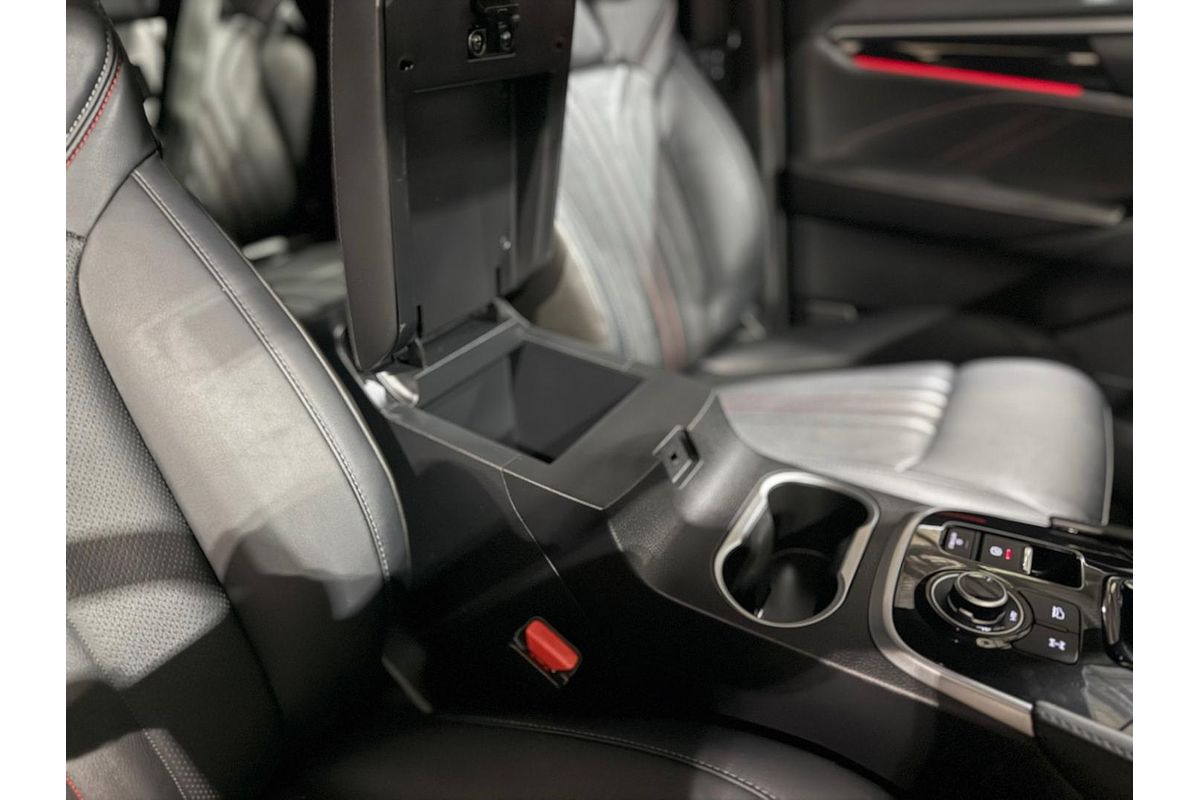 2025 Isuzu MU-X X-TERRAIN