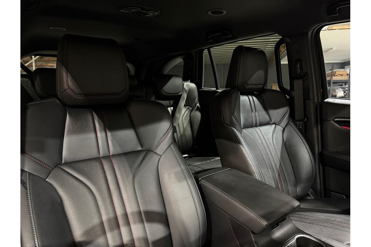 2025 Isuzu MU-X X-TERRAIN